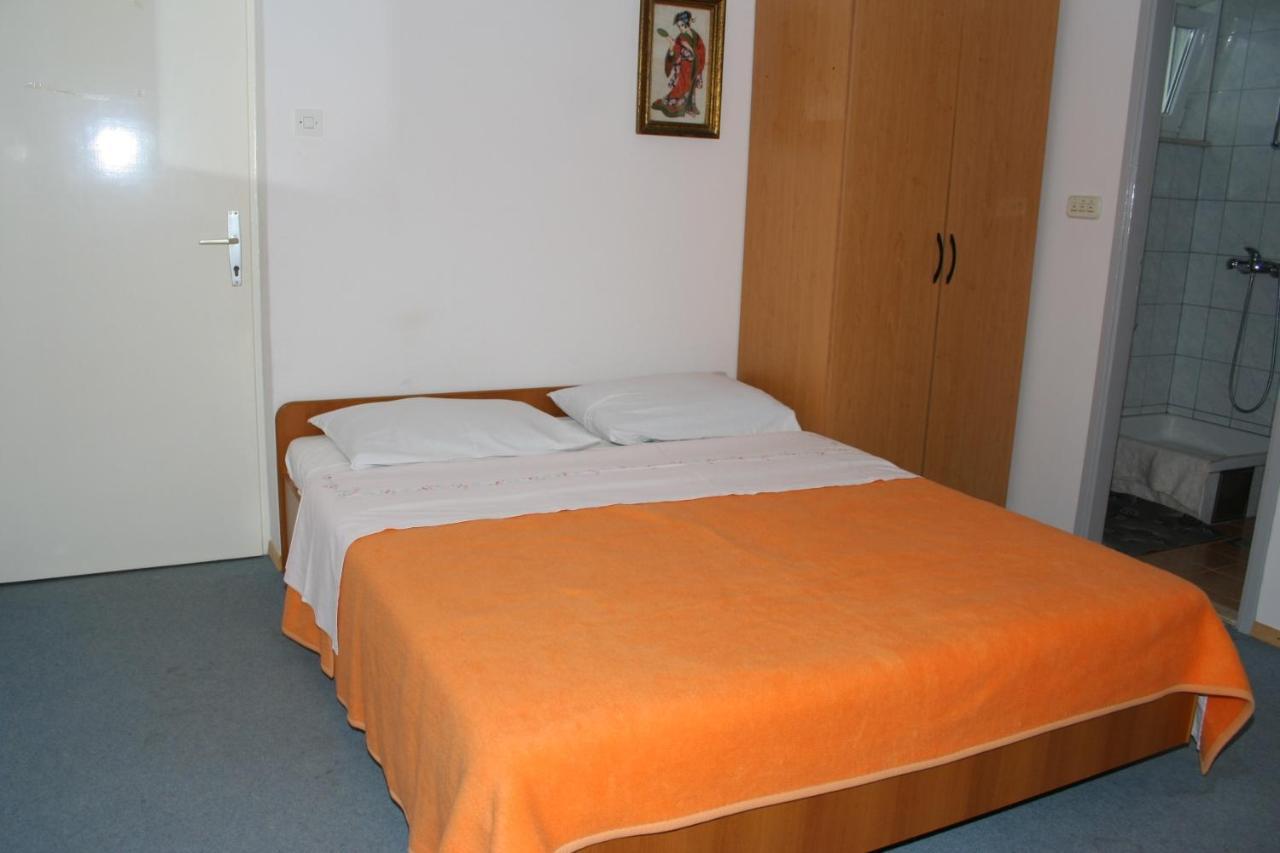 Apartments By The Sea Podgora, Makarska - 518 外观 照片