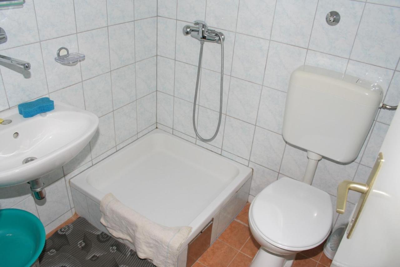 Apartments By The Sea Podgora, Makarska - 518 外观 照片