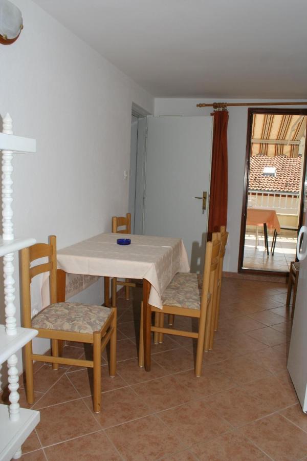 Apartments By The Sea Podgora, Makarska - 518 外观 照片